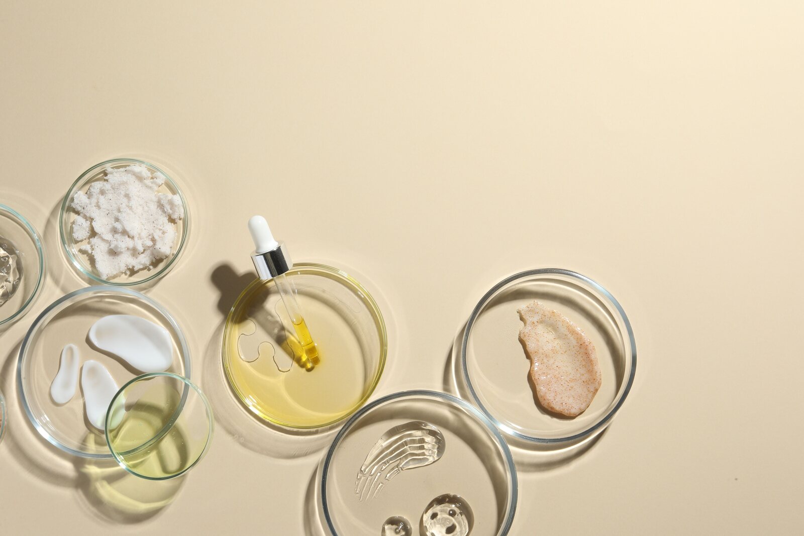 Cosmetic formula development — ingredients and textures in lab dishes